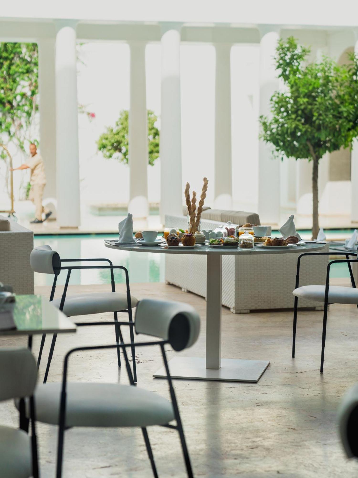 La Badira - Adult Only Hotel ฮัมมาเม็ต ภายนอก รูปภาพ The table and chairs